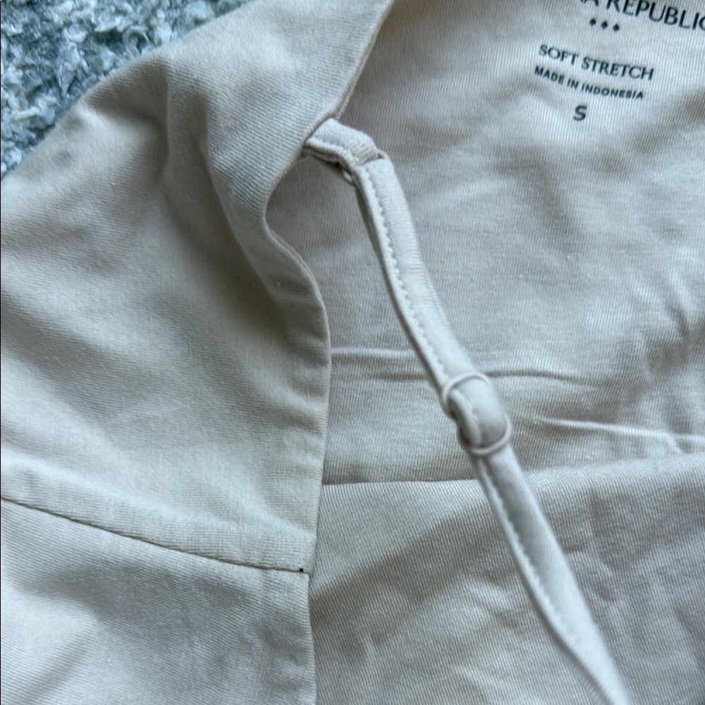 NWT Banana Republic Soft Stretch Camisole S - Picture 4 of 5